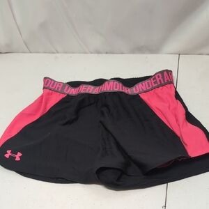 Womens Under Armour Heat Gear Black and Pink  Shorts Size Small New Without Tags
